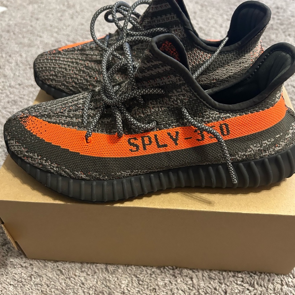 Yeezy by Adidas 350 V2 “Carbon Beluga”Sneakers
